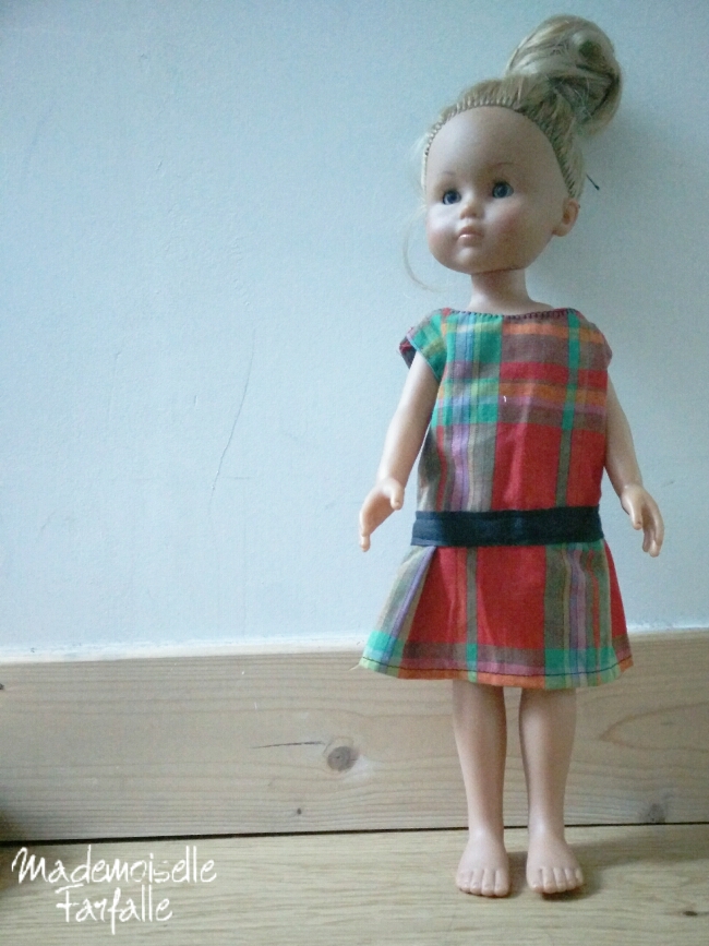 robe faite main pour poupée Corolle